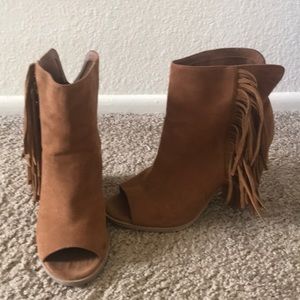 Dolce vita fringe booties